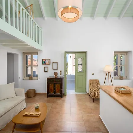 Theoni Case de vacanță Chalki Town