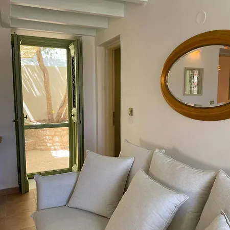 Theoni Holiday home *
