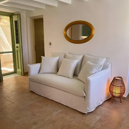 Theoni Holiday home Chalki Town