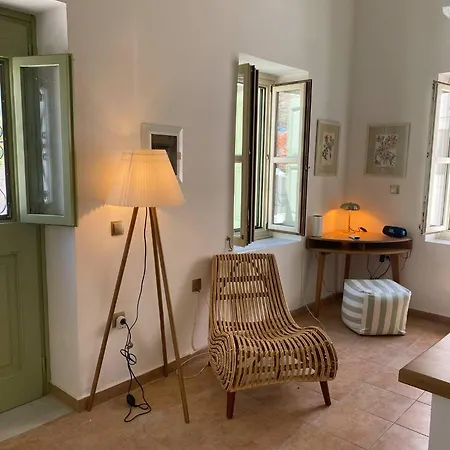 Holiday home Theoni Chalki Town