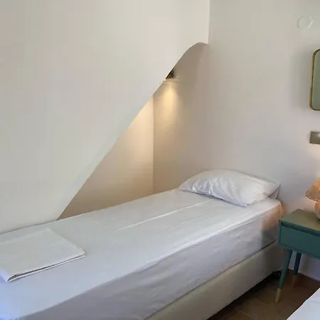 Theoni Holiday home *
