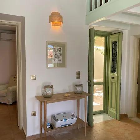 Theoni Holiday home Chalki Town